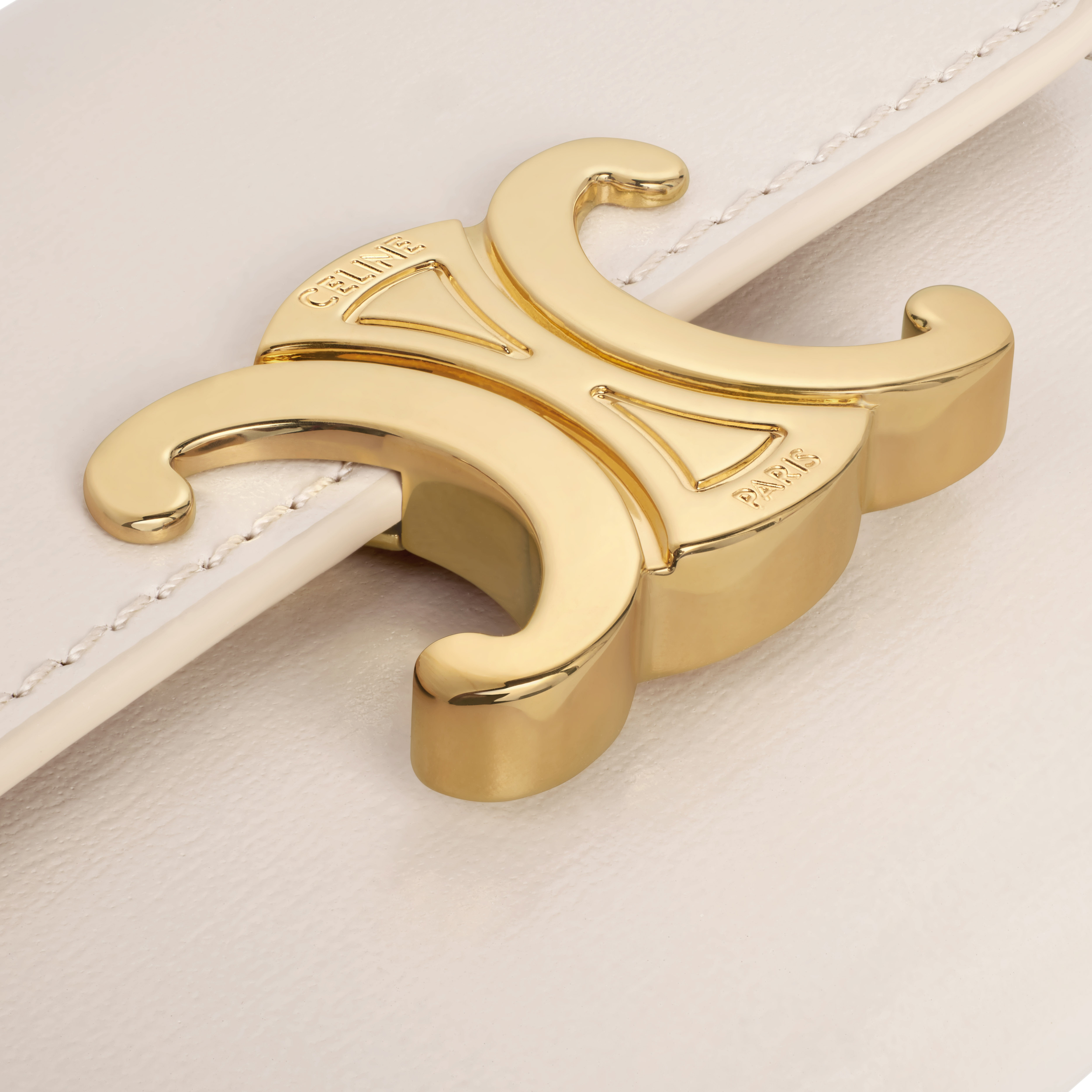 셀린느 샤이니 송아지 가죽 코인 트리옹프 컴팩트 지갑 10I653DPV 02PA