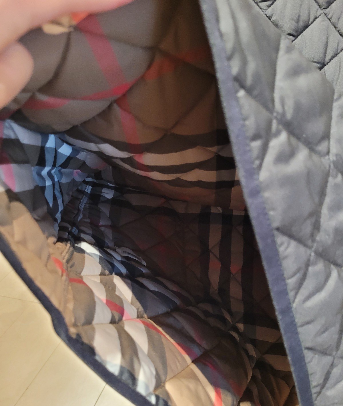 [버버리]버버리 TYTHING 여성 뉴 타이팅 퀼팅 롱 자켓 3색상 80841991 80841991 80842001 [관부가세 ...
